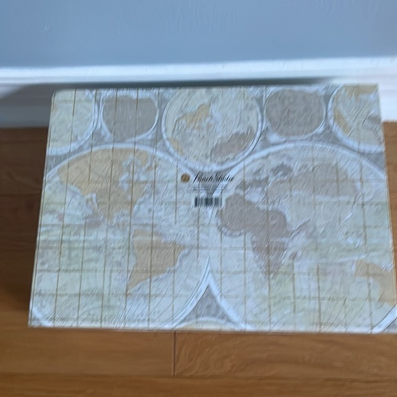 Magnetic storage/organization box - Picture 2 of 3